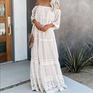 Vici Lace Maxi Dress